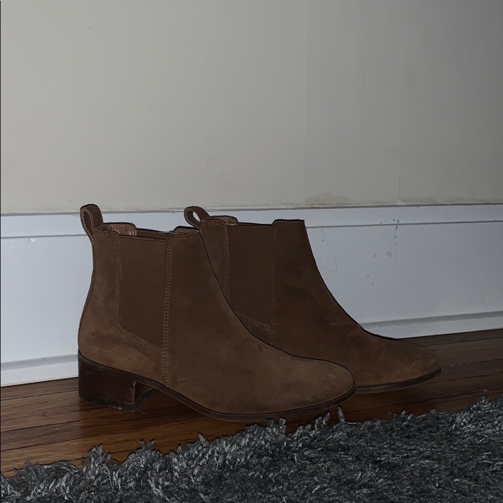 Steve Madden brown booties💕